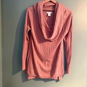 Women's light pink scoop neck sweater